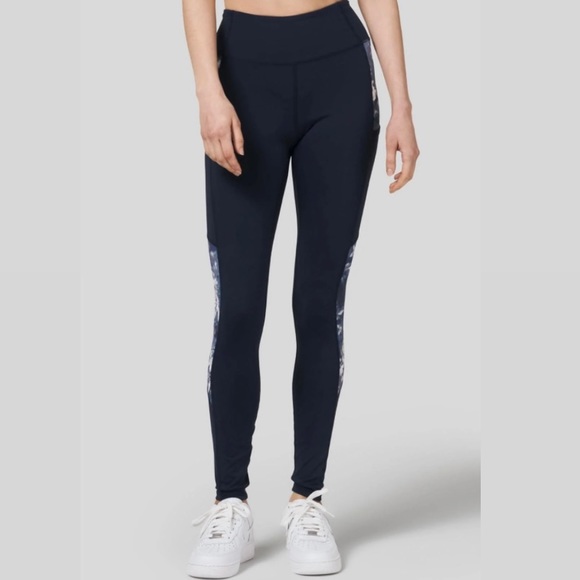 Pocket Legging in Navy + Periwinkle - Picture 2 of 9